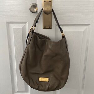 Marc Jacobs, large hobo bag, taupe, color, leather
